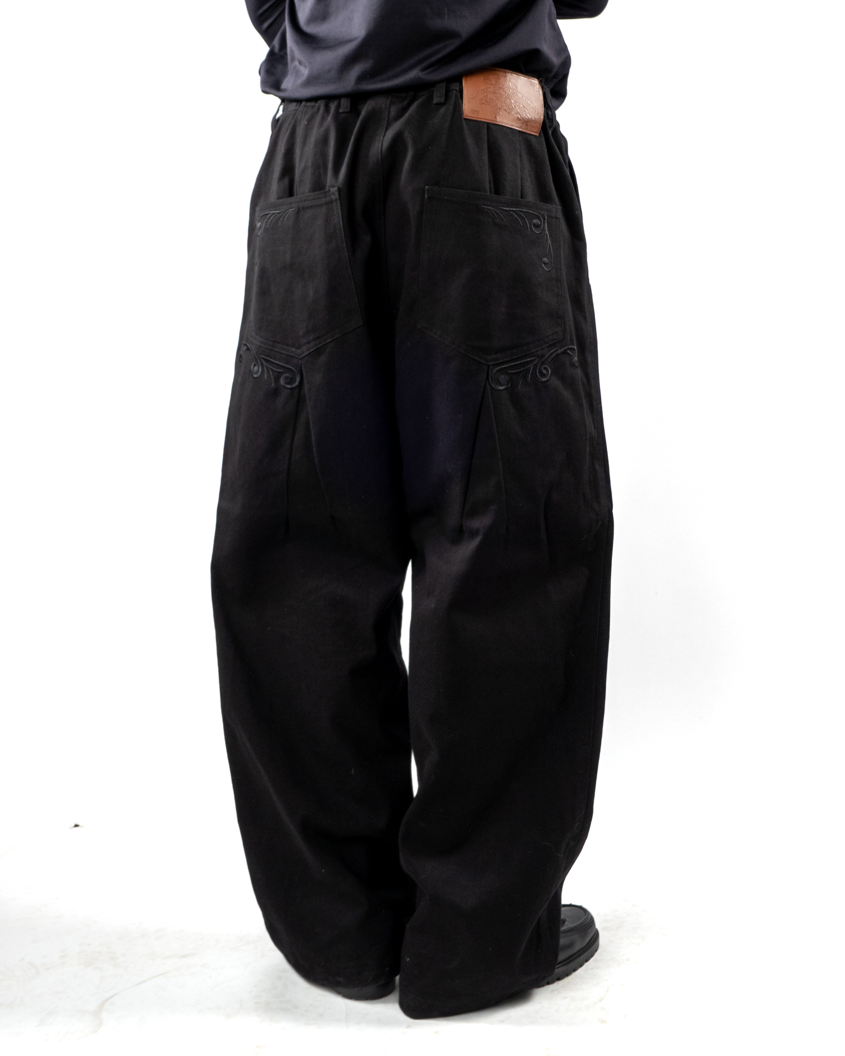 Pleated Pant