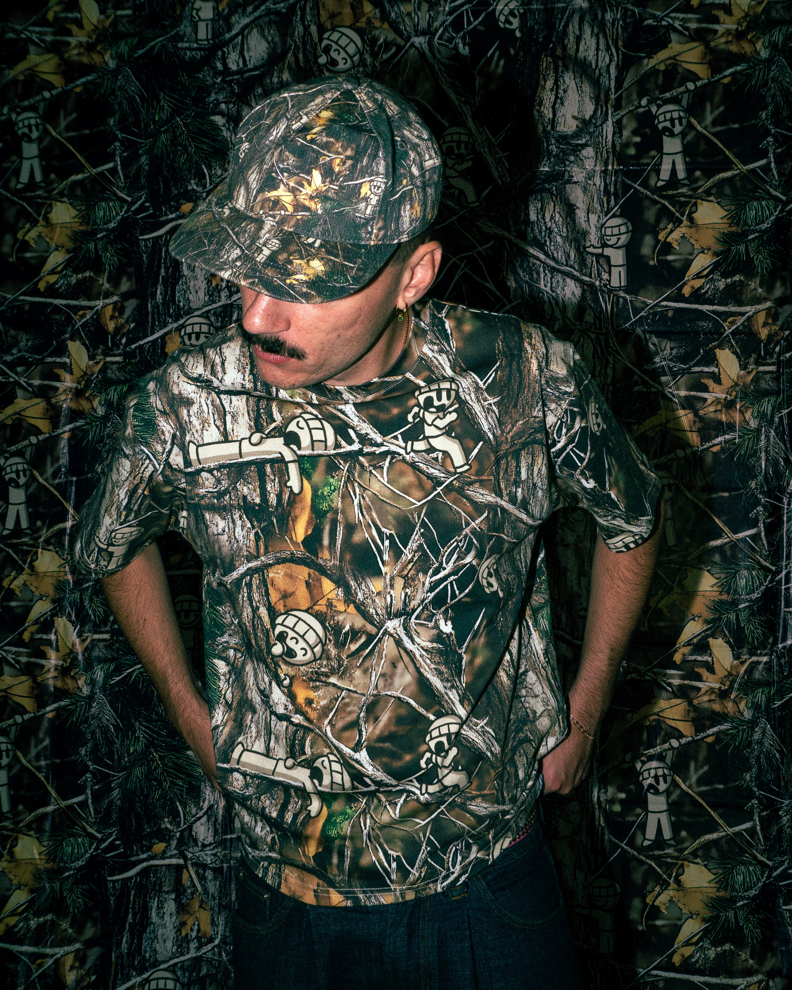 T-shirt camo Triple Sphere Supraw - Vue détail imprimé Forest Camo all-over - Streetwear 100% coton